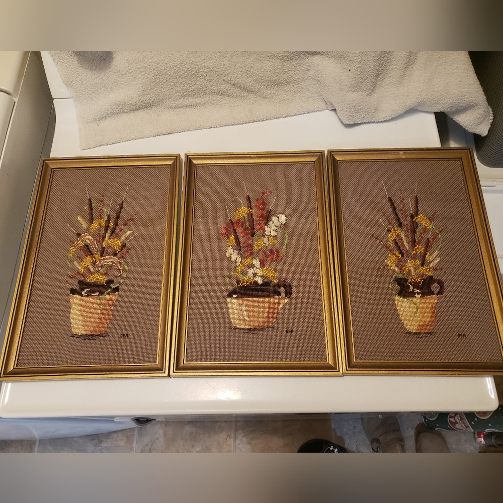 Vintage Floral Cross Stitch Set